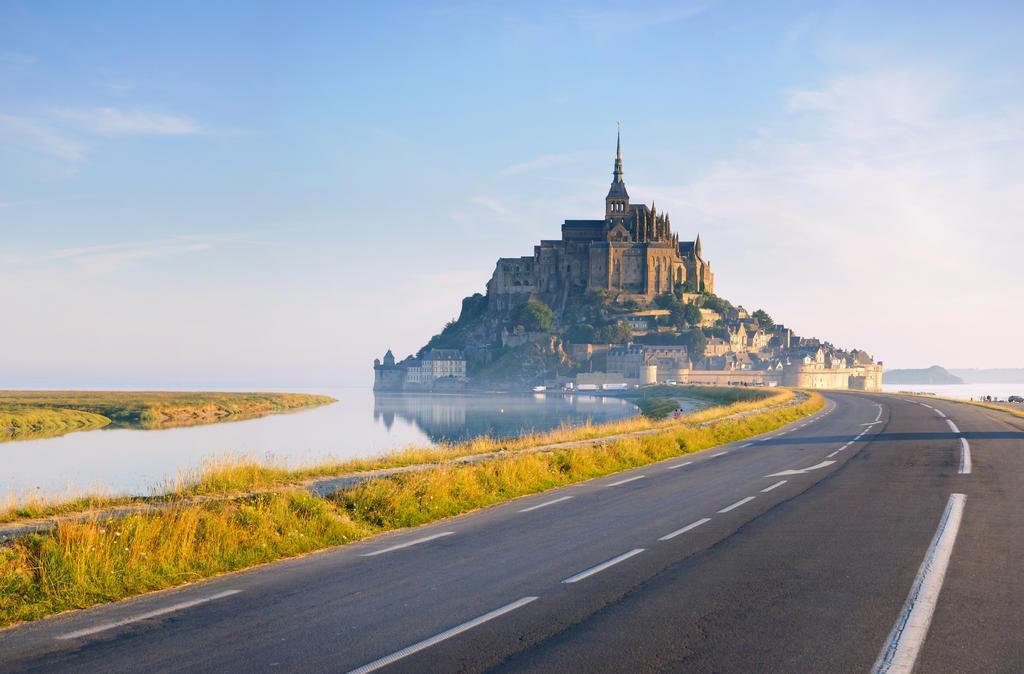 Готель Le Mouton Blanc Mont-Saint-Michel Екстер'єр фото